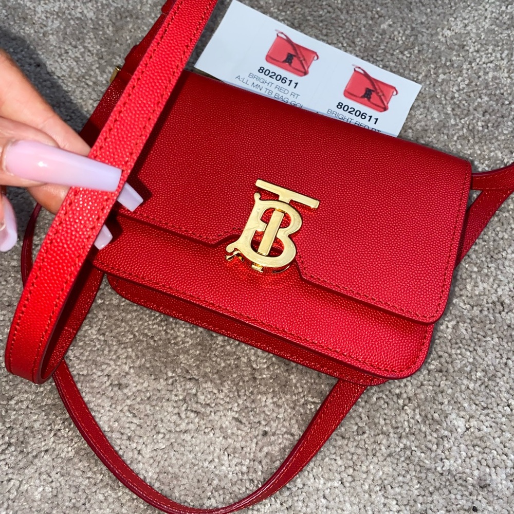 BURBERRY
Grainy Calfskin Small TB Bag Bright Red